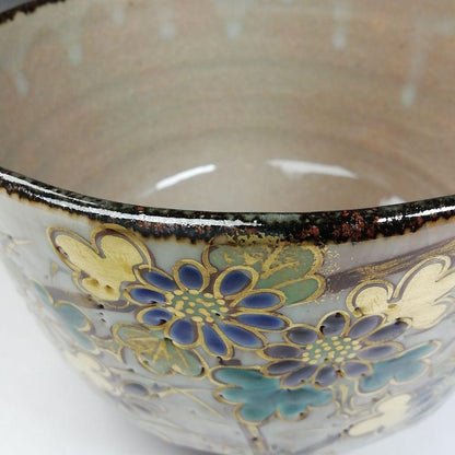Kenzan-Style Chrysanthemum Fence Tea Bowl by Okino Kashu — Kiku-Magaki Overglaze Enamel Chawan