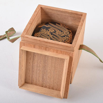 Wisteria Maki-e Natsume by Tsuji Sekisai - Gold Fuji Lacquer Tea Caddy with Signed Box