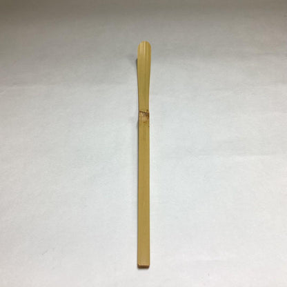 Poetic Bamboo Tea Scoop by Bansetsu, Motto: Fue no Ne (Sound of Flute)