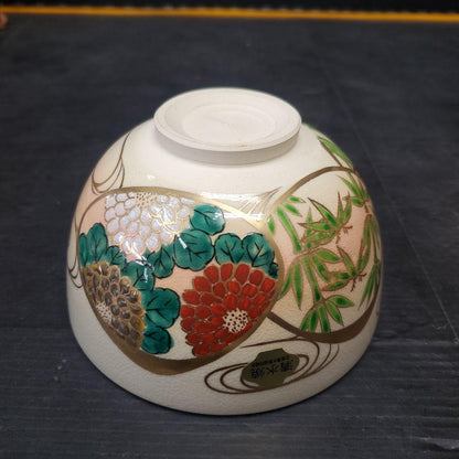 Kiyomizu-yaki Ninsei-style Matcha Bowl by Kozan, Shell Matching Motif