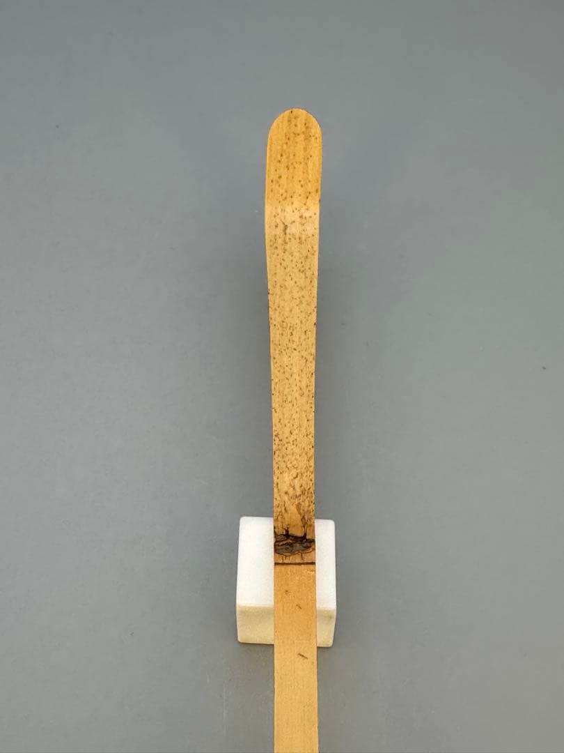Daitoku-ji Chashaku Tea Scoop by Hasegawa Kanshu, Signed Bamboo Chashaku with Poetic Name Hana no En (Flower Banquet) and Tomozutsu