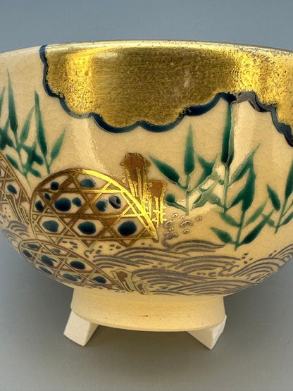 Kuse Kyūhō Tea Bowl — Stream Motif, Golden Clouds, Bamboo, Kyoto Overglaze Enamel