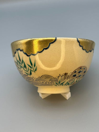 Kuse Kyūhō Tea Bowl — Stream Motif, Golden Clouds, Bamboo, Kyoto Overglaze Enamel