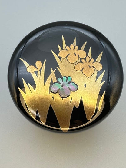Suzuya Fujinami Iris Shobu Maki-e Natsume Gold Lacquer Tea Caddy with Raden Mother of Pearl Tomobako