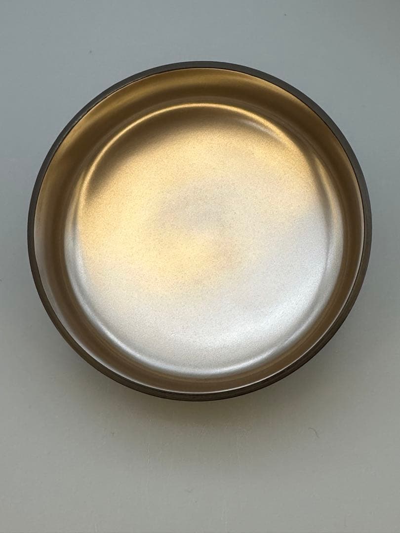Suzuya Fujinami Iris Shobu Maki-e Natsume Gold Lacquer Tea Caddy with Raden Mother of Pearl Tomobako