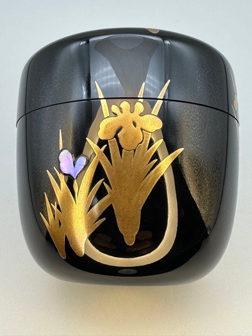 Suzuya Fujinami Iris Shobu Maki-e Natsume Gold Lacquer Tea Caddy with Raden Mother of Pearl Tomobako