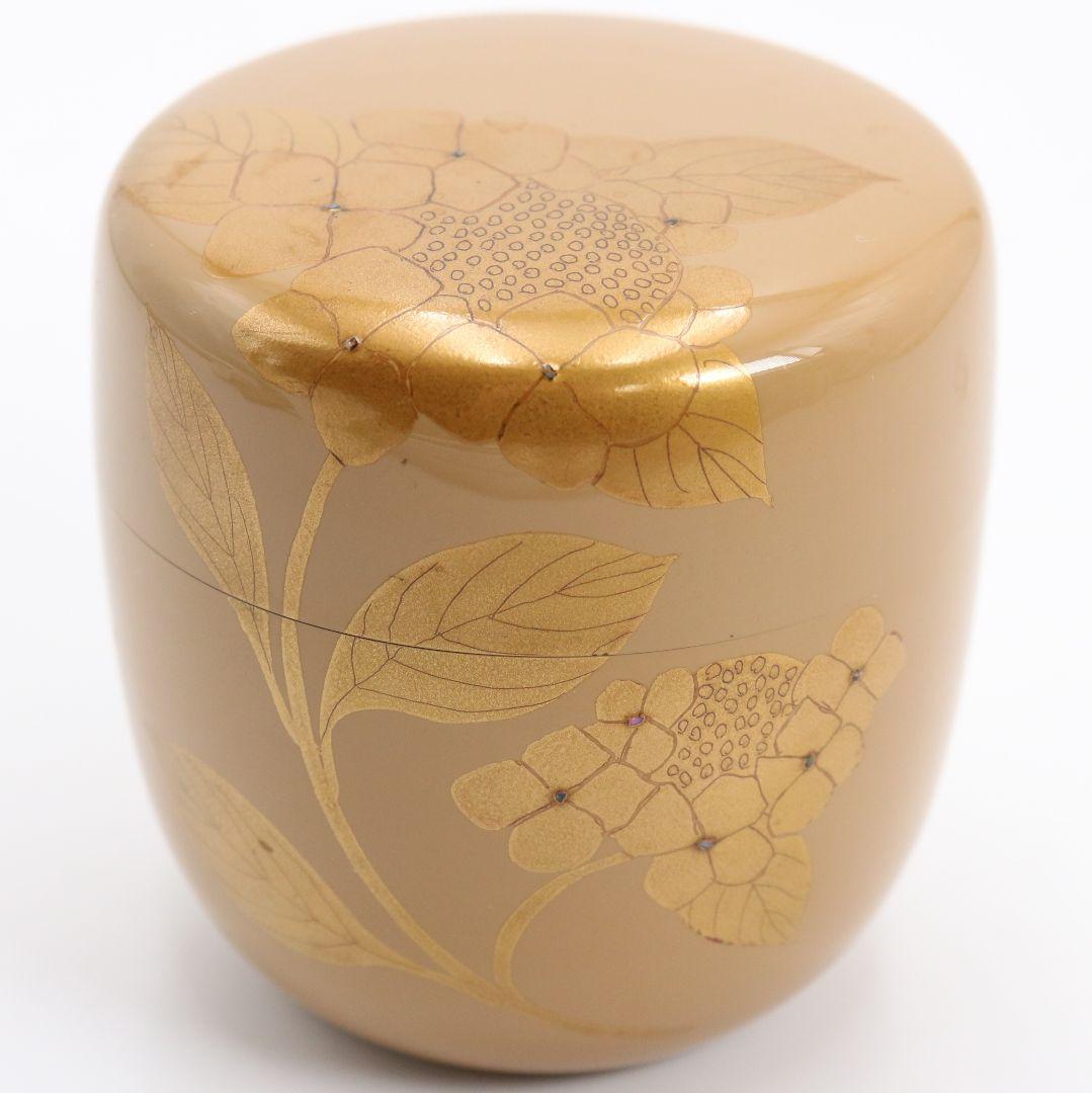 Hydrangea Ajisai Maki-e Chu-Natsume White Lacquer Tea Caddy by Takada Saiko