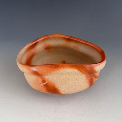 Bizen Kutsukata Hidasuki Chawan by Isezaki Kisoi - Warped Tea Bowl with Signed Box