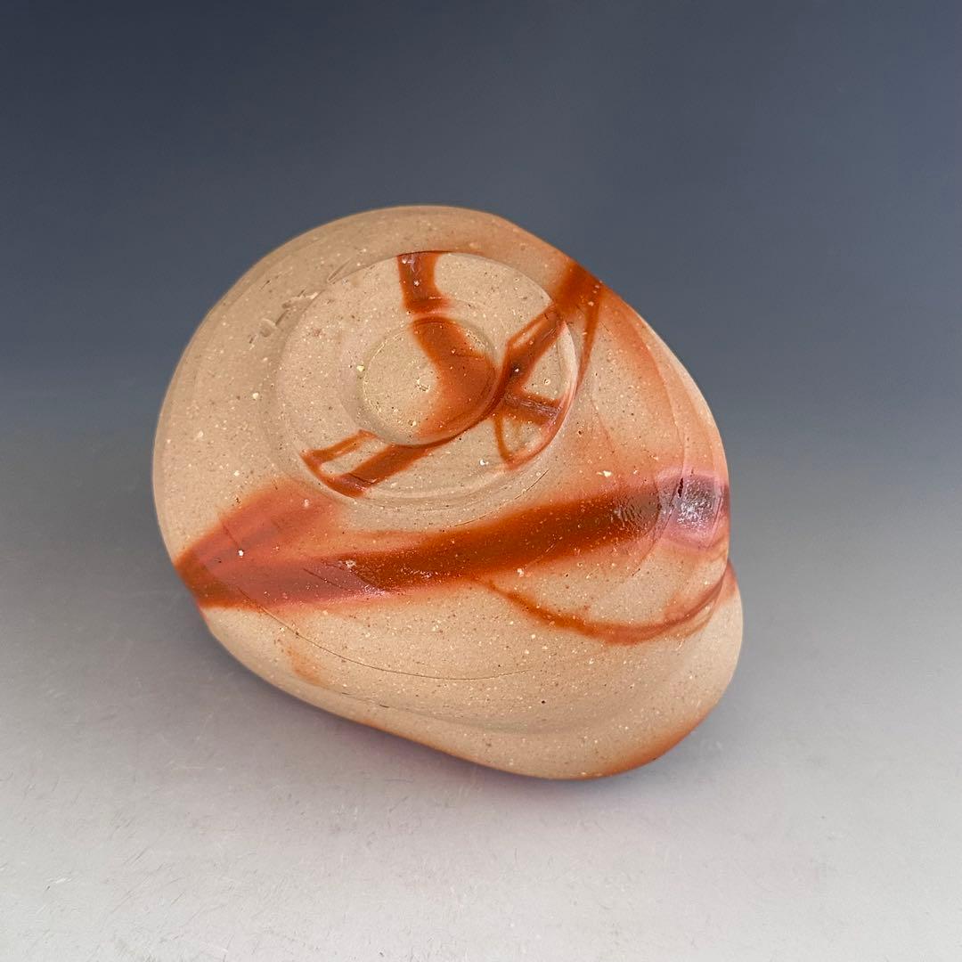 Bizen Kutsukata Hidasuki Chawan by Isezaki Kisoi - Warped Tea Bowl with Signed Box