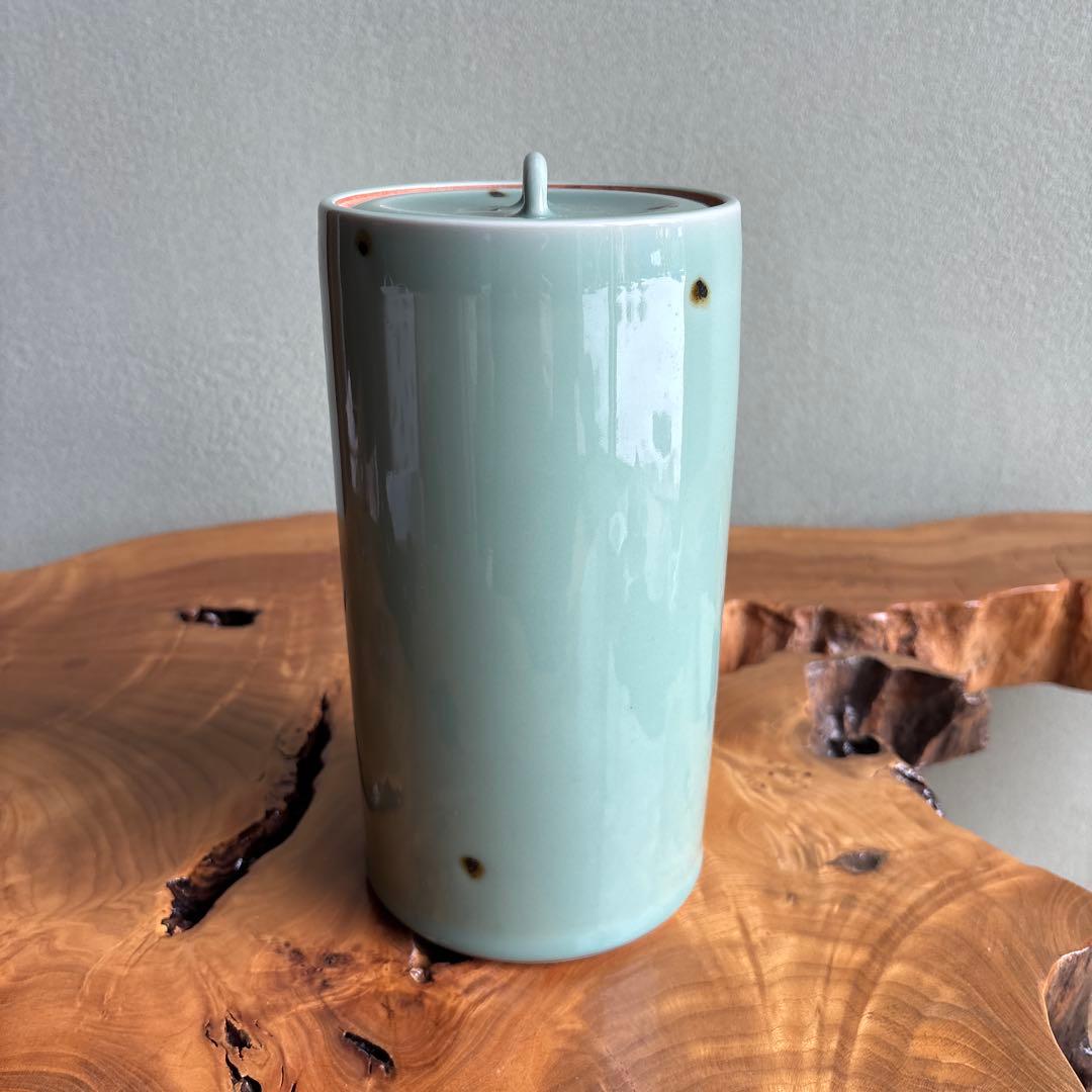 Celadon Mizusashi Water Jar by Heian Tezuka Keiunsai — Kyoto Porcelain, Tomobako