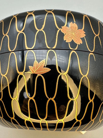 Wada Kinsai Amime Shunju Natsume — Gold Net Maki-e, Tomobako