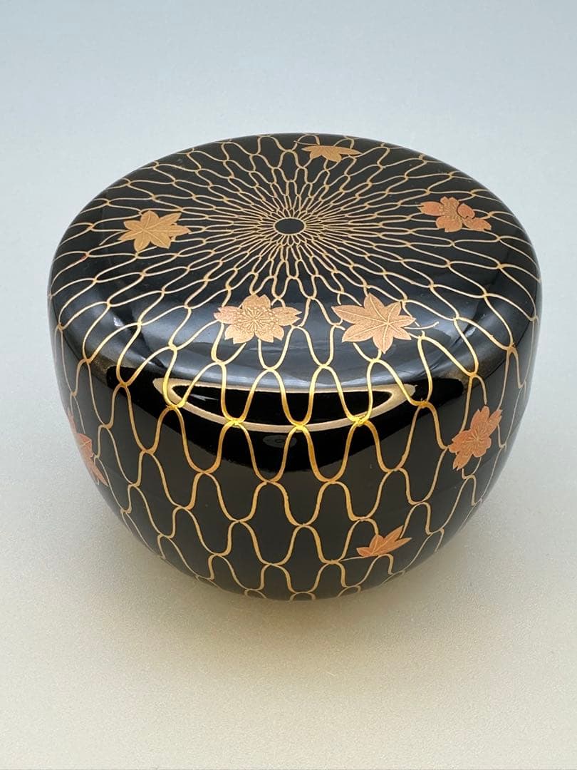 Wada Kinsai Amime Shunju Natsume — Gold Net Maki-e, Tomobako