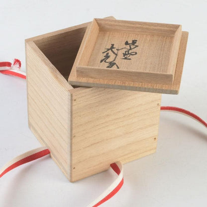 Akebono Choju Natsume — Domyo Soko | Vermilion-to-Black Dawn Lacquer with Crane-Turtle Maki-e | Tachibana Daiki Authentication | Daitokuji Murase Seal
