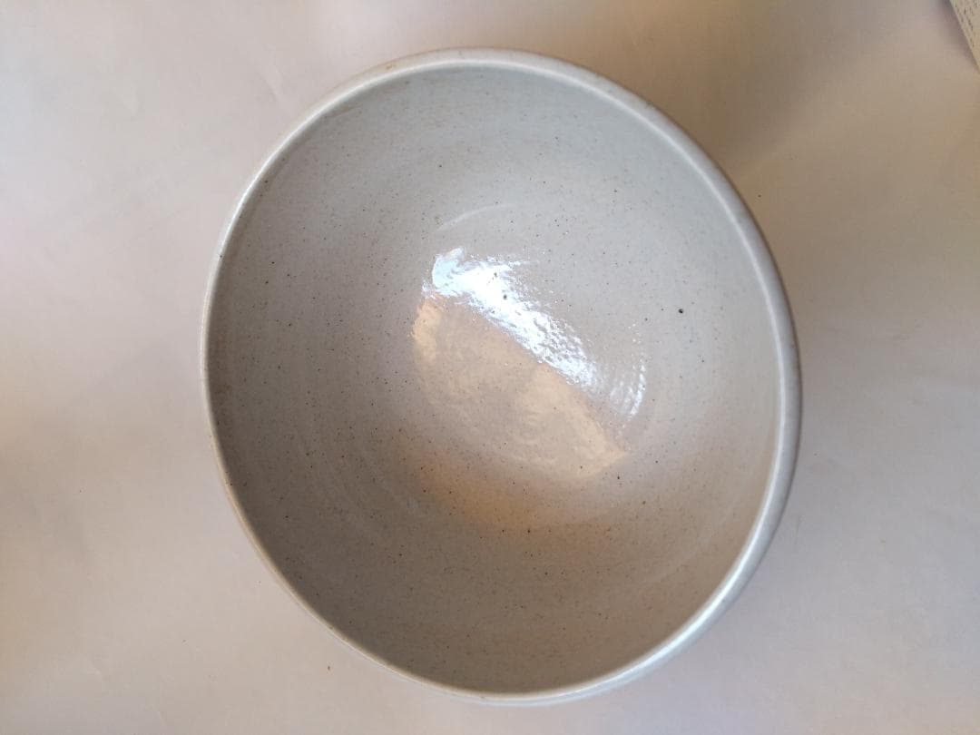 Zeze-yaki Gold Iris Tea Bowl by Iwasaki Shinjo - Enshu Seven Kilns Chawan with Box