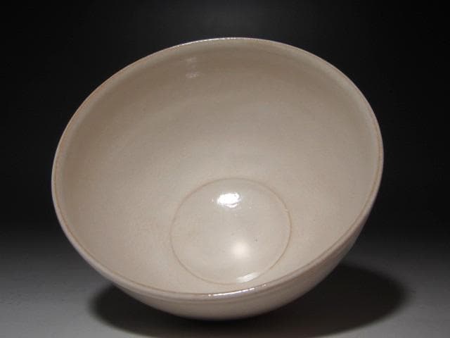 Kishu Ware Aoi Kiln Spring Wildflower Tea Bowl — Houunsai Kaō, Crackle Glaze, 15th Urasenke