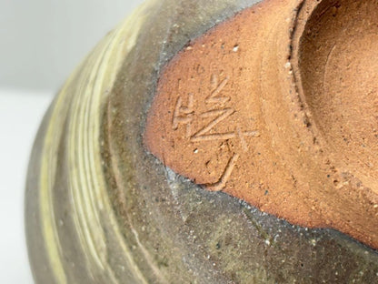 Seto Hakeme Matcha Chawan by Kamei Masaru — Nitten Artist, Tomobako