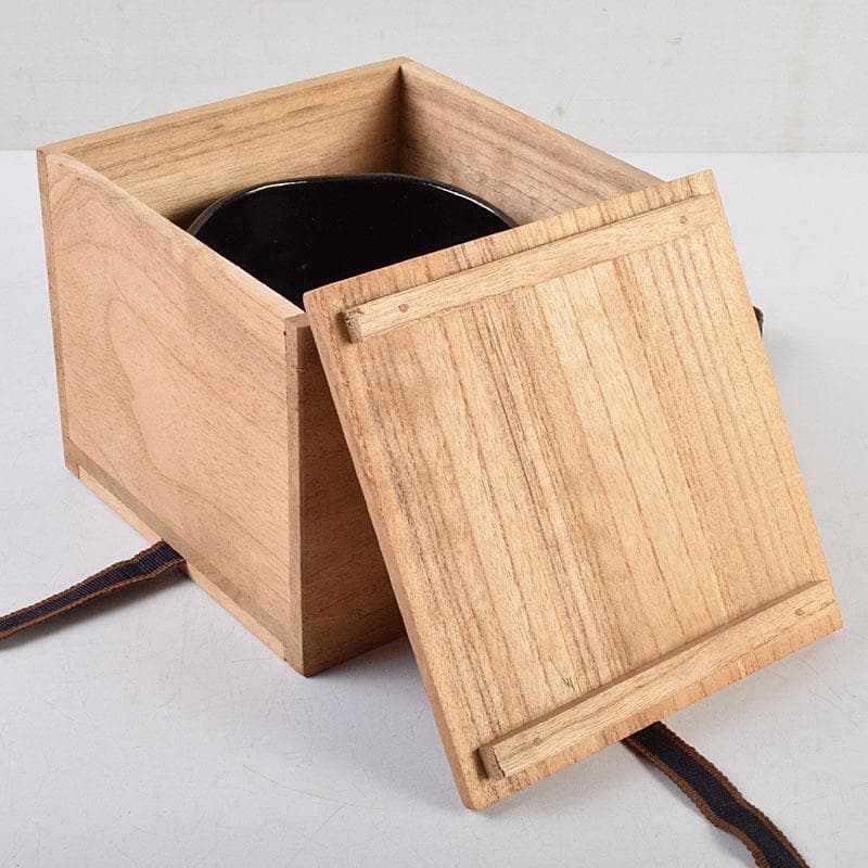 Mt. Fuji Black Raku Tea Bowl by Kawasaki Waraku — Kuro-Raku, Gold Fuji Motif, Signed Box
