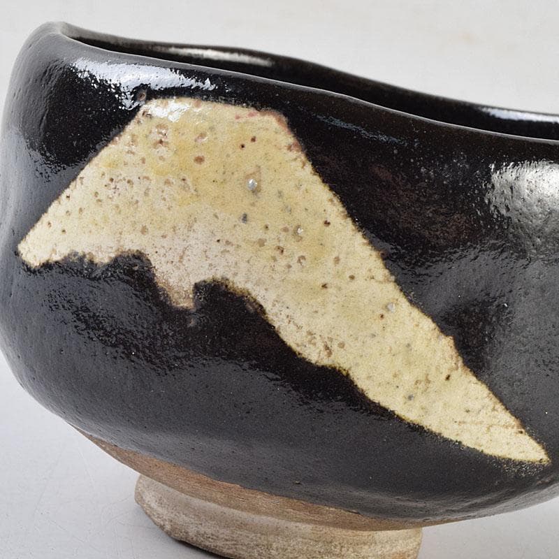 Mt. Fuji Black Raku Tea Bowl by Kawasaki Waraku — Kuro-Raku, Gold Fuji Motif, Signed Box