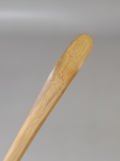 Chashaku Tea Scoop 'Asabare' – Zen Abbot Kakudo – White Bamboo – Japan