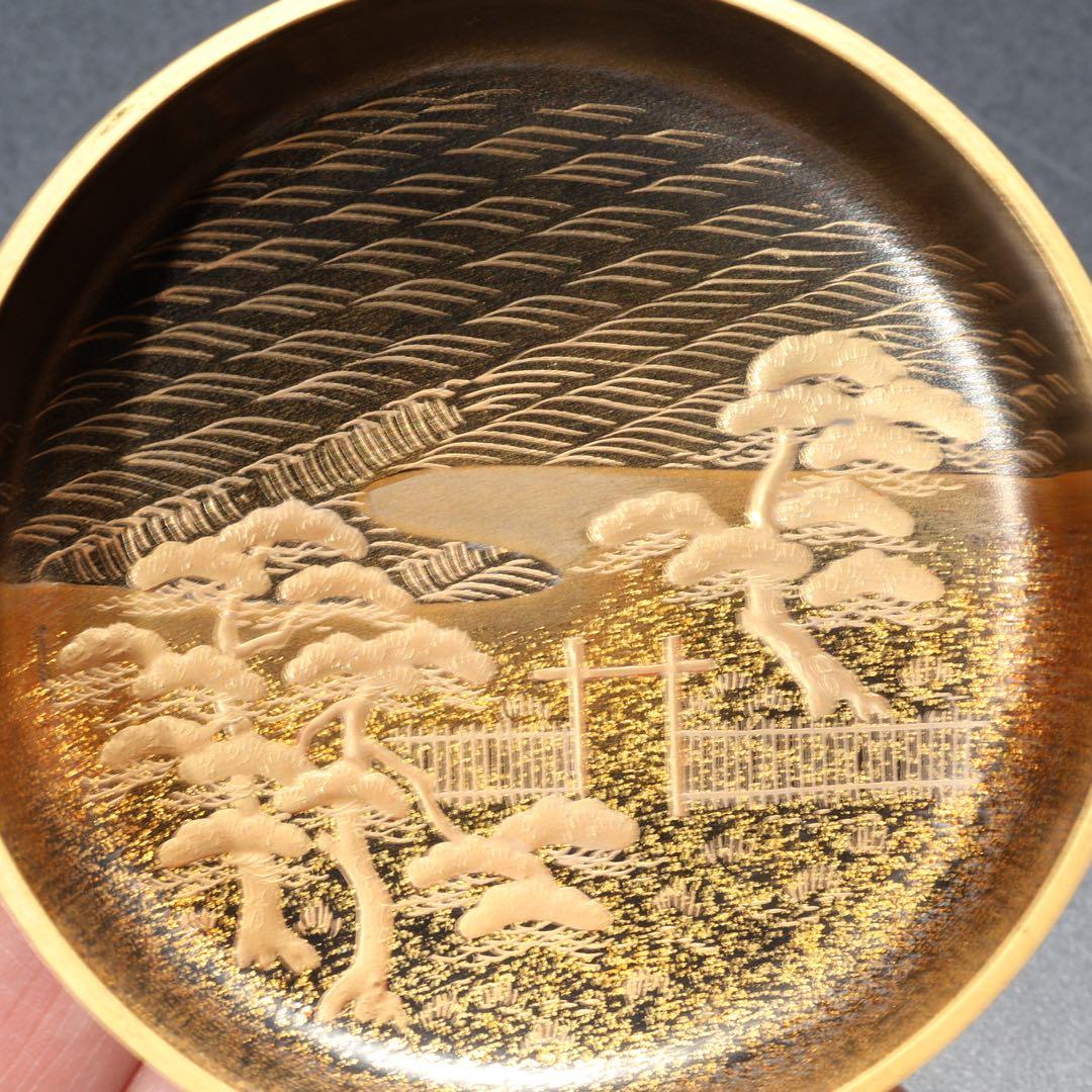 Nakamura Takaya Suma Landscape Maki-e Natsume — Gold Plovers, Genji Reference, Signed Box
