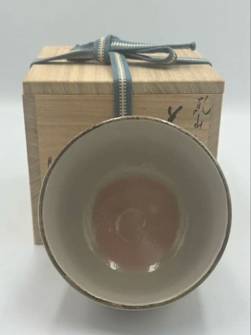 Minamiguchi Kansui Chawan — Kenzan-style Kobai Red Plum Tea Bowl, Signed Box, Shiori