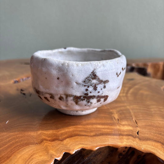 Shino Ware Matcha Bowl by Yano Keisen — Iron Spot Landscape on White Glaze, Small Form