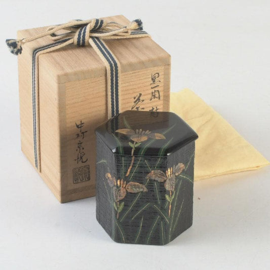 Nakamura Soetsu Yamanaka-Nuri Kuro Ikkan Kakitsubata Maki-e Tea Caddy Tomobako