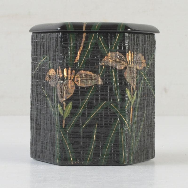 Nakamura Soetsu Yamanaka-Nuri Kuro Ikkan Kakitsubata Maki-e Tea Caddy Tomobako