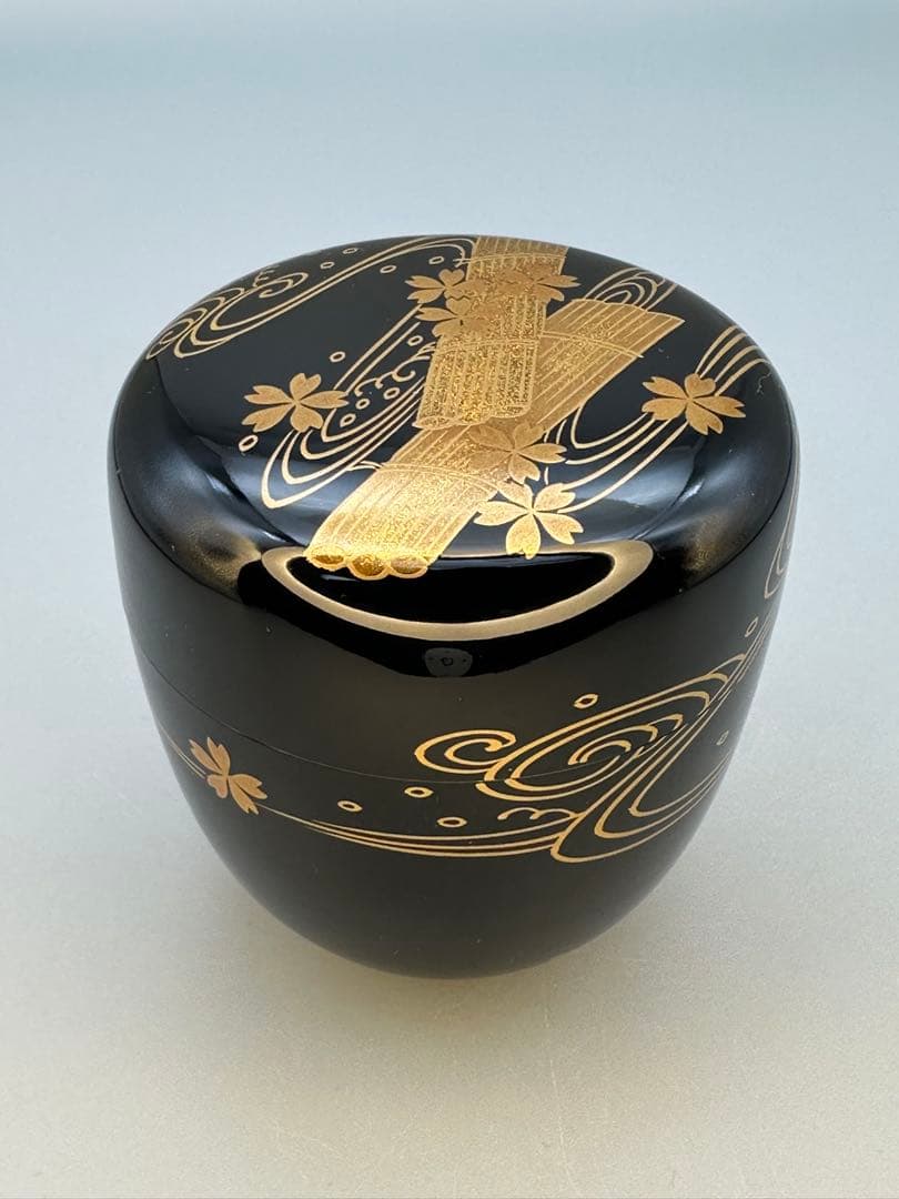 Inai Gyokuho Sakuragawa Maki-e Natsume, Gold on Black Lacquer