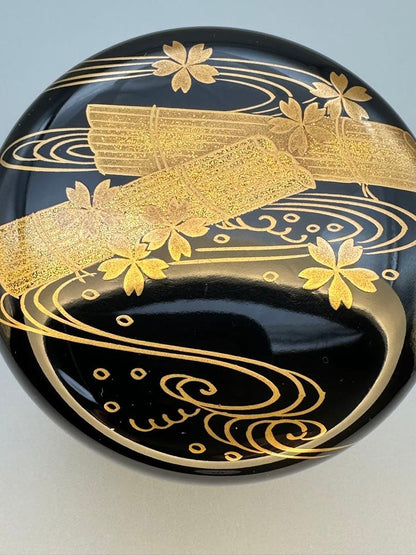 Inai Gyokuho Sakuragawa Maki-e Natsume, Gold on Black Lacquer