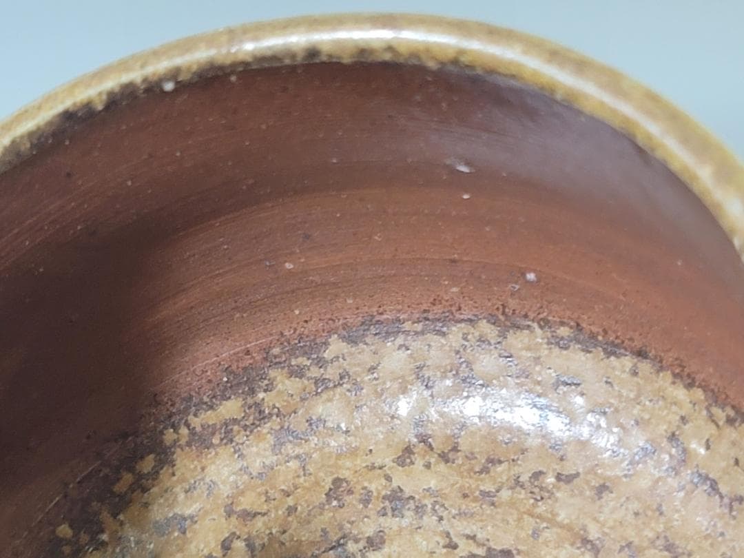 Bizen Carved Tea Bowl by Kawasaki Yasuhide — Incised Geometric Chawan