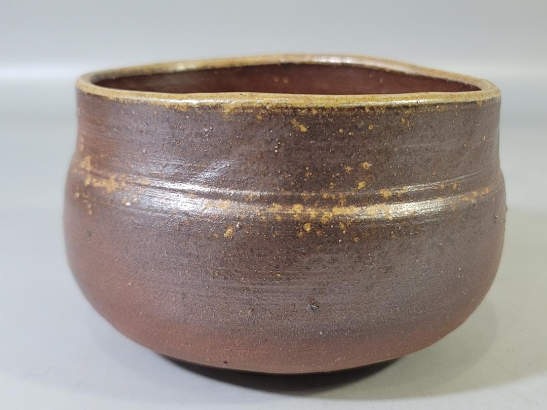 Bizen Carved Tea Bowl by Kawasaki Yasuhide — Incised Geometric Chawan