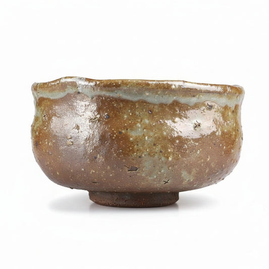 Shino Style Tea Bowl with Ash Glaze - Japanese Matcha Chawan with Ceramic Seal